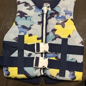 Speedo Youth Life Jacket — Blue, Yellow & Purple Camo